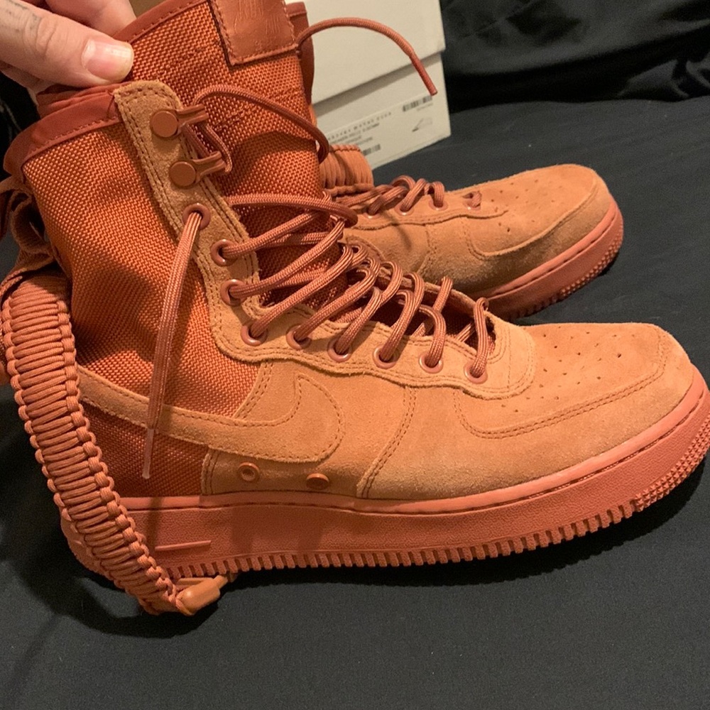 Nike